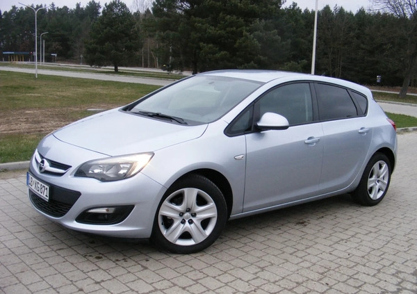 Opel Astra cena 34500 przebieg: 81000, rok produkcji 2014 z Tarnobrzeg małe 596